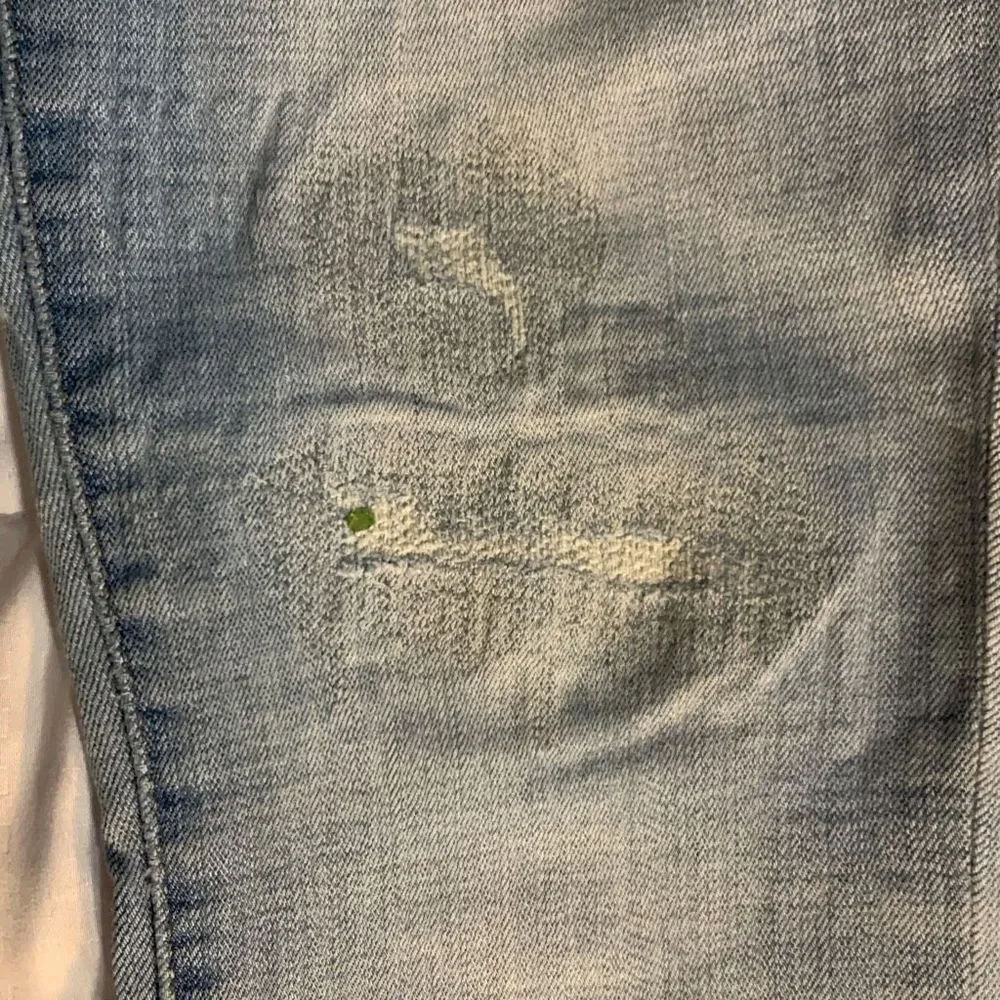 Levi’s 311 Shaping Skinny Size 28 / Inseam 28 Vintage Y2K